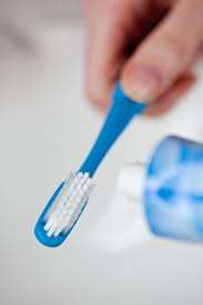 Επιλογή οδοντόκρεμας-οδοντόβουρτσας