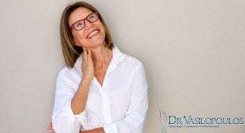 Εμμηνόπαυση: 10 φυσικοί τρόποι για να αντιμετωπίσετε τα συμπτώματά της