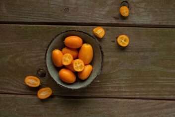Έχουν διατροφικά οφέλη τα κουμ-κουάτ; ( Kumquats )